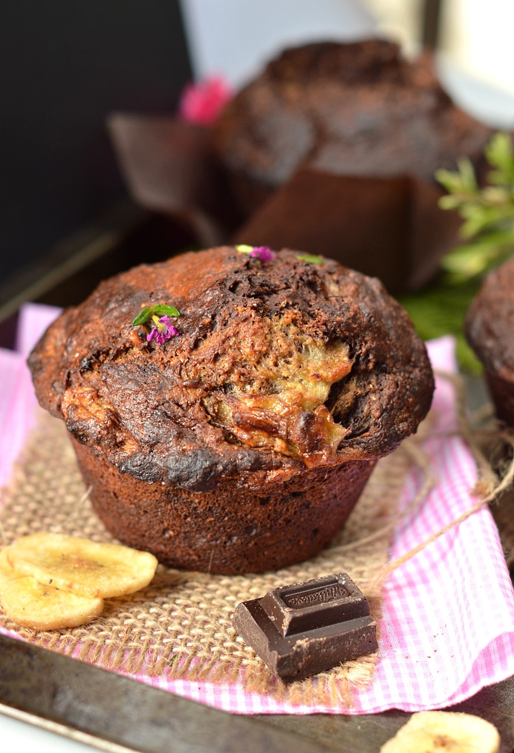 Healthy Chocolate banana muffins | Easy 5 ingredients Clean Muffins ...