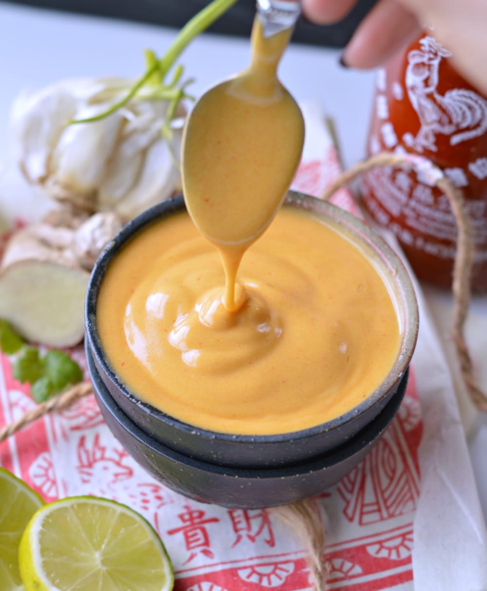 eggless-mayonnaise-with-sriracha-sweetashoney