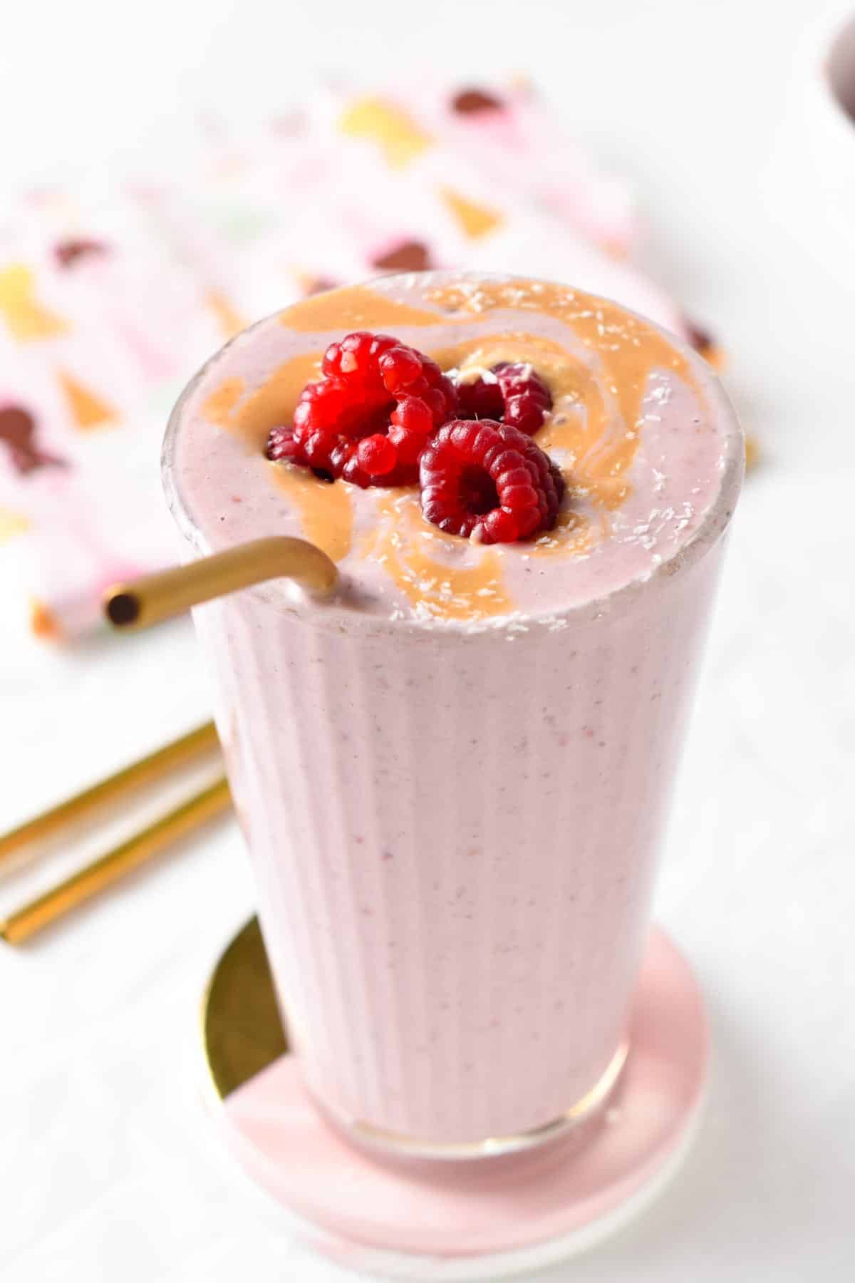 https://www.sweetashoney.co/wp-content/uploads/Greek-Yogurt-Protein-Shake-2.jpg