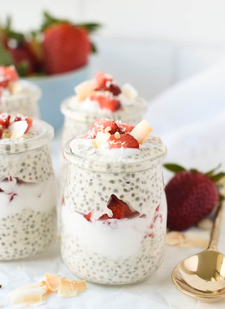 4-ingredient-keto-overnight-oats-no-oats-sweet-as-honey