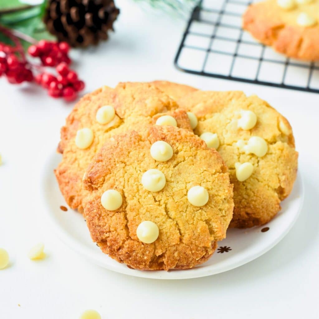 Keto Macadamia Cookies