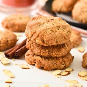 Keto Oatmeal Cookies