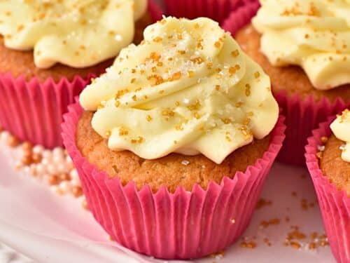 Keto Vanilla Cupcakes